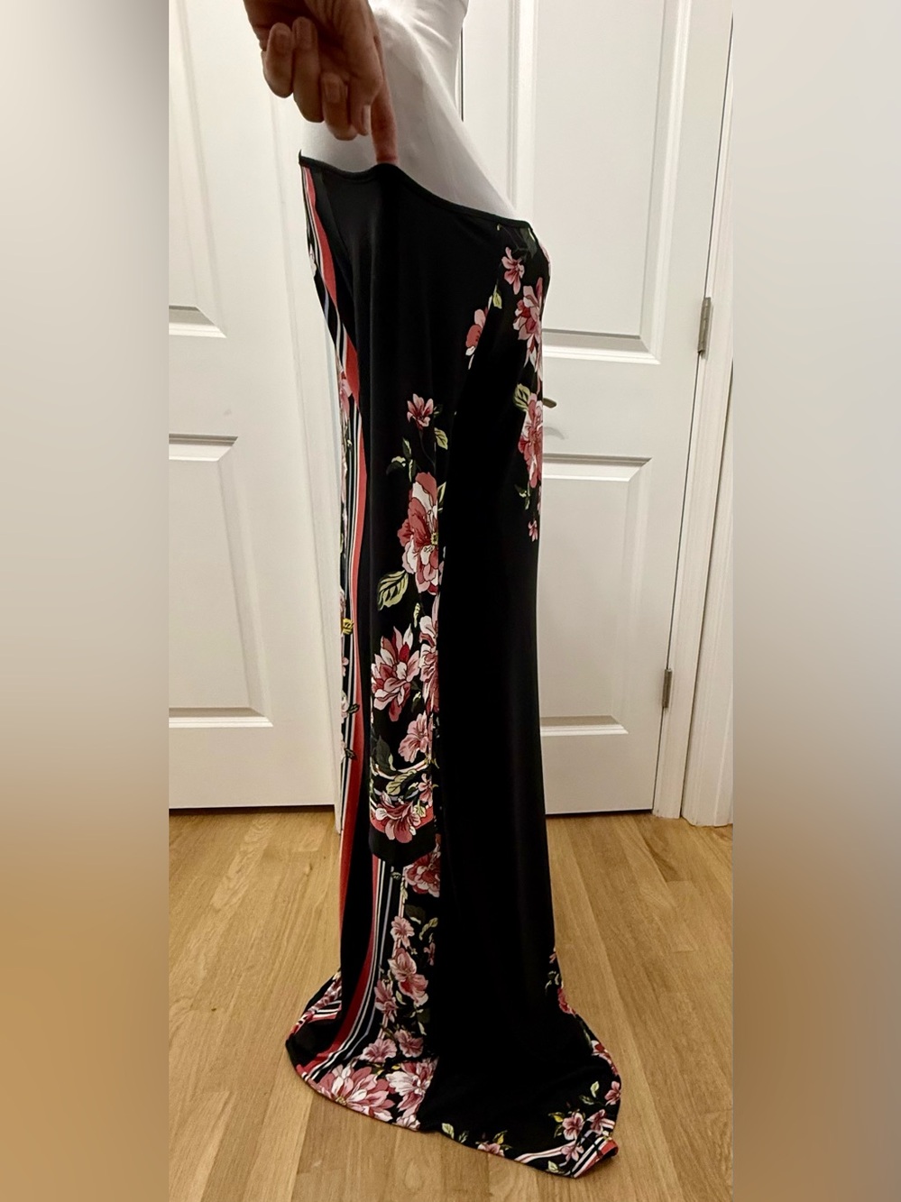 NWOT - Venus One-Shoulder Floral Maxi Dress - Picture 4 of 11